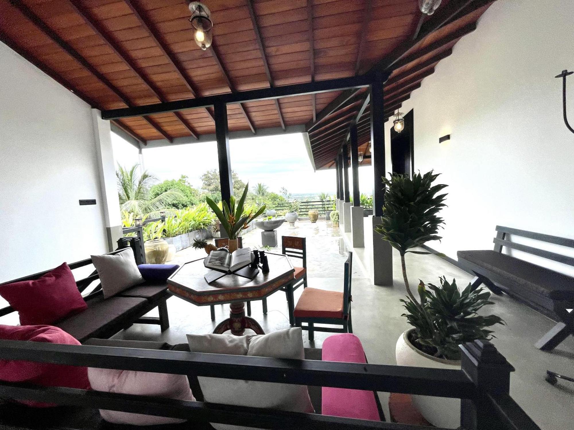 D' Art Villa Retreat And Spa Tangalle Exteriör bild